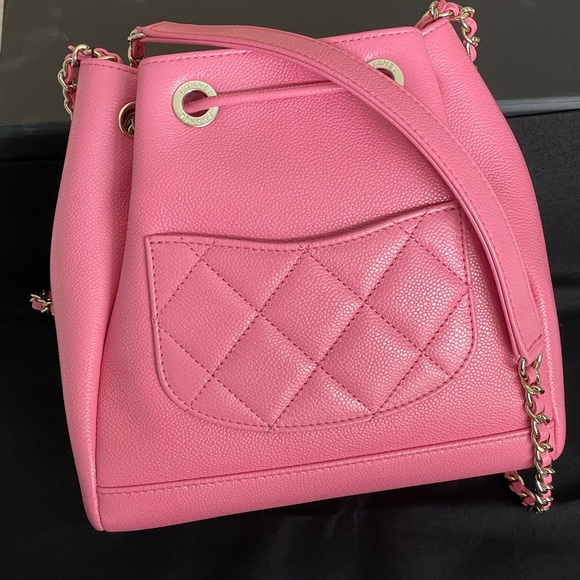 NEW 21B Chanel Bucket Bag Pink Crossbody Caviar - Picture 3 of 15